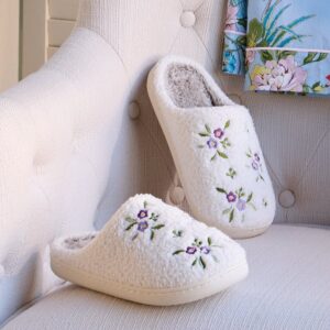 Alternative view of Flower Petal Slippers